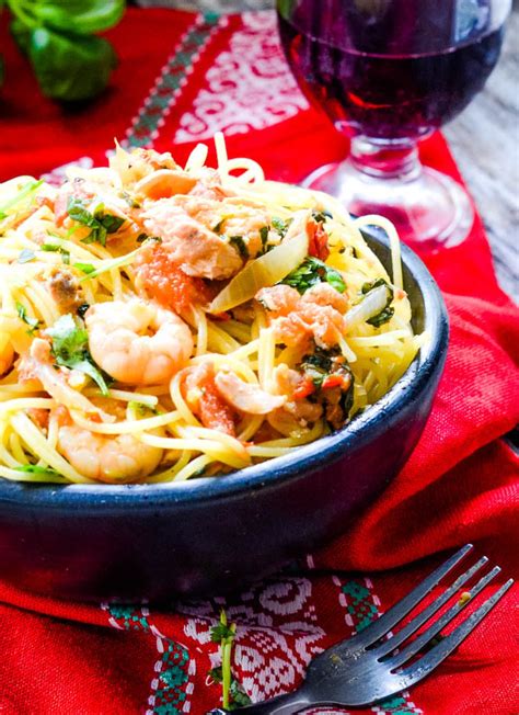 fish arrabiata|Quick And Easy Spicy Seafood Arrabbiata .